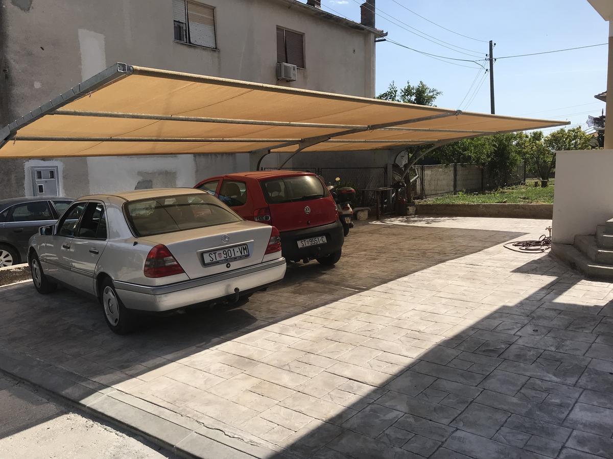 Apartment Nikola Trogir Buitenkant foto